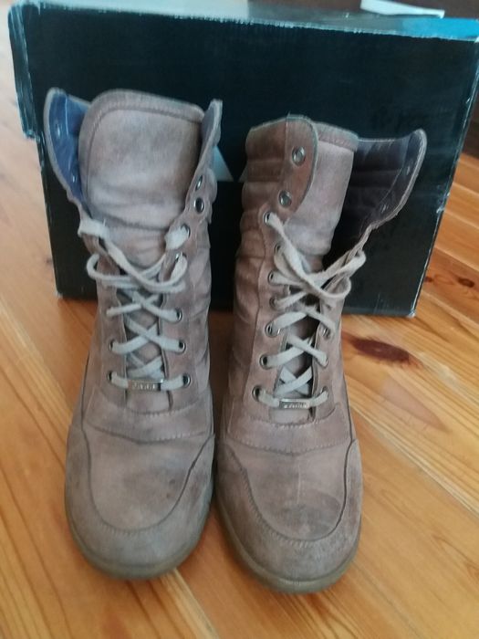 Дамски боти и ботуши