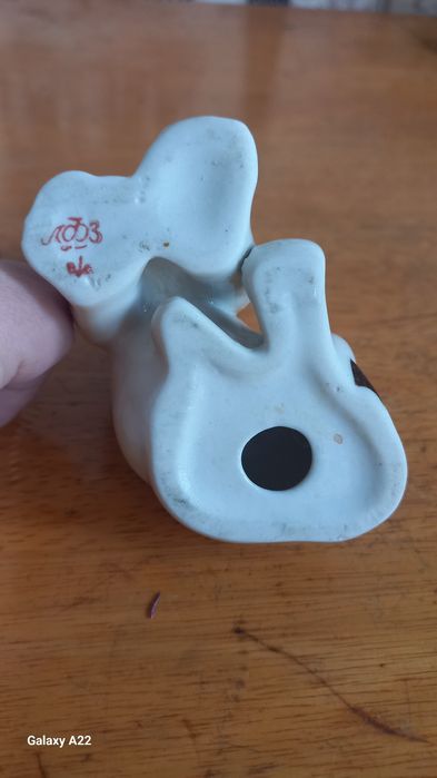 Фарфоровая статуэтка Львёнок.