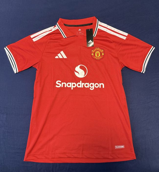 Футболни екипи на Manchester United. 2026/2027