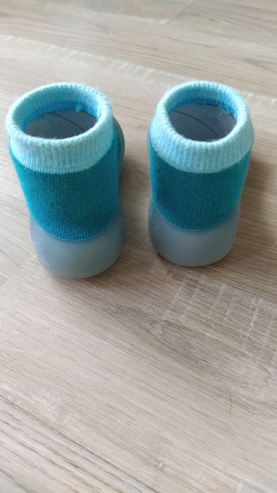 Боси пантофки/обувчици за прохождане тип чорапче с подметка 21.5 номер