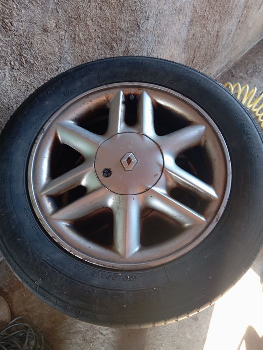 Алуминиеви джанти 15-ки