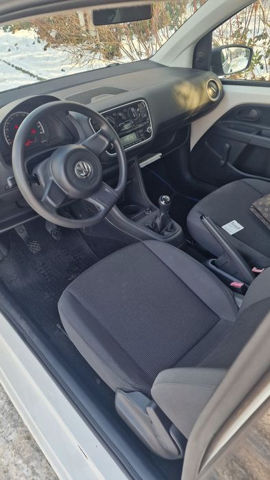 VOLKSWAGEN UP - AN 2013 - EURO 5 - 130.000 KM - Proprietar