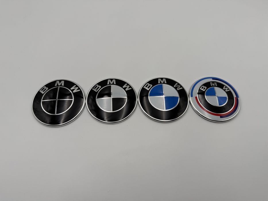 Emblema BMW Compatibila f30/f20 fata 82 mm