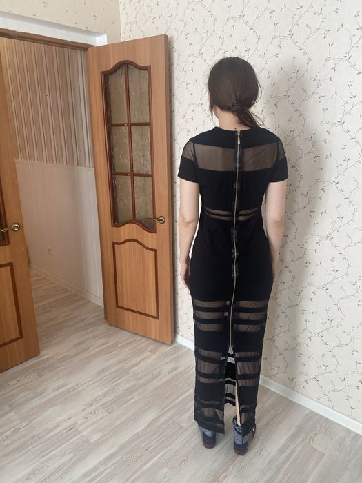 Вечернее платье