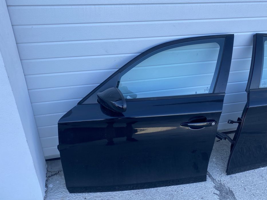 Usa stanga dreapta fata spate oglinda stanga /dreapta Bmw seria 1 e87