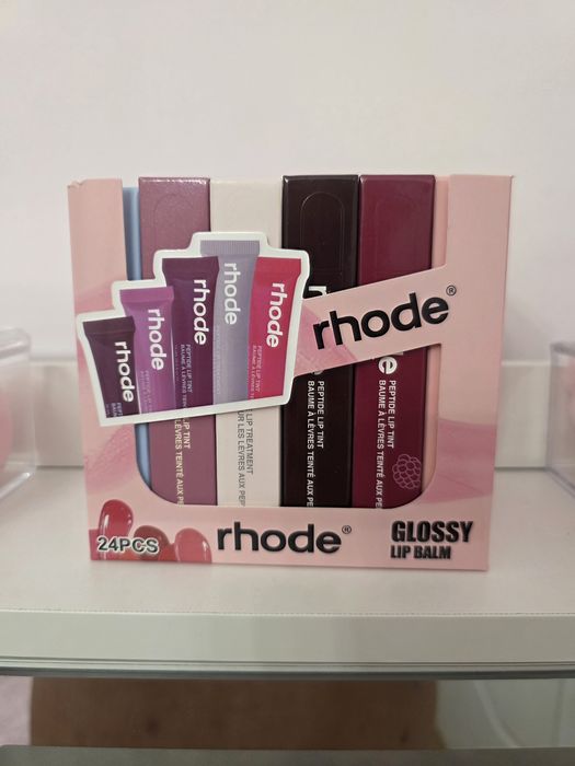 Гланц за устни Rhode