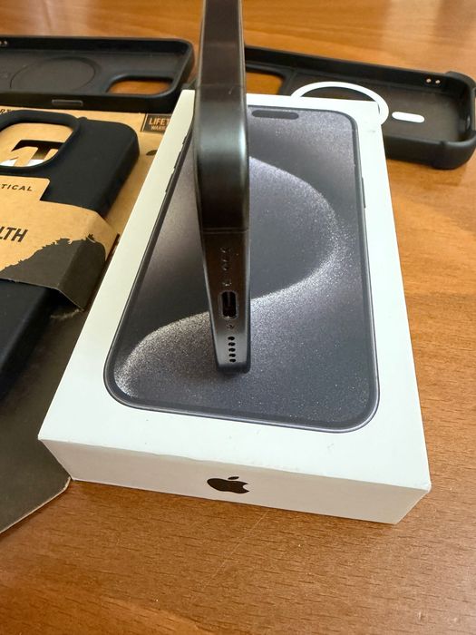 iPhone 15 Pro Black Titanium