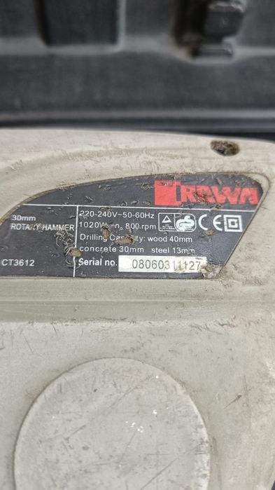 Продам перфоратор CROWN 1050 ватт