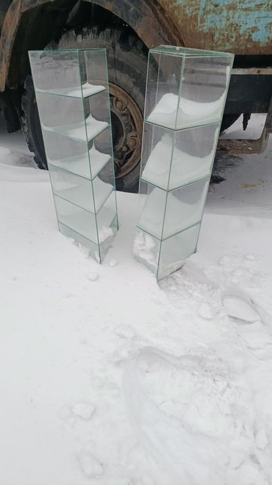 Витрины стеклянные