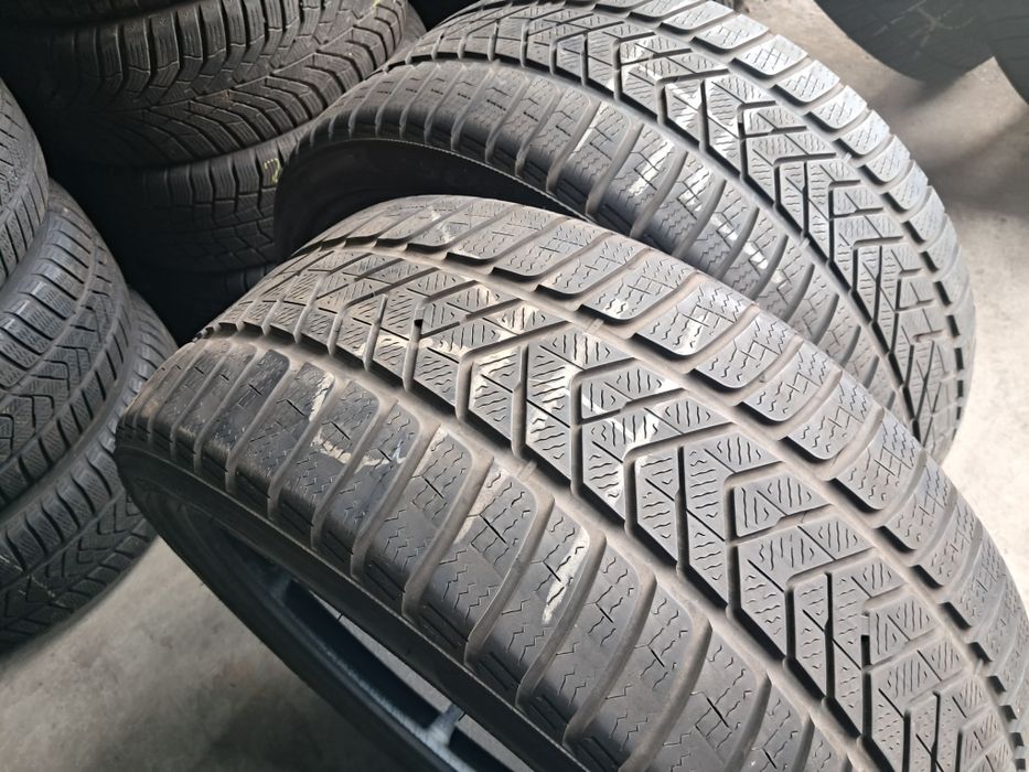 Anvelope second hand iarna 275 35 R21 Pirelli T0 ELECT 2023