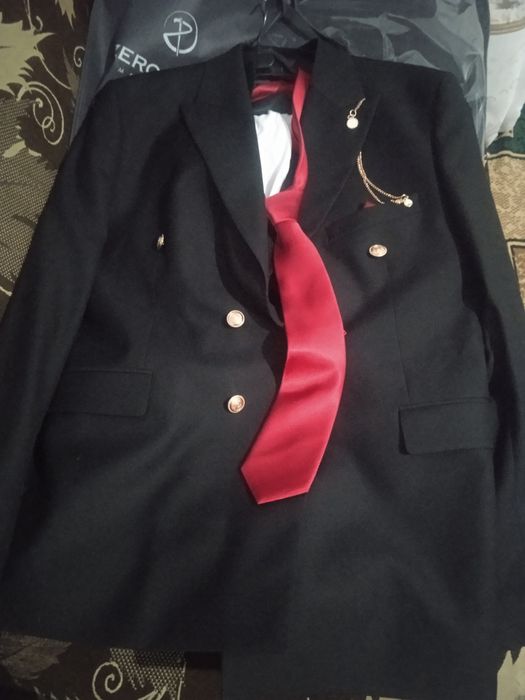 Новый костюм брендвый