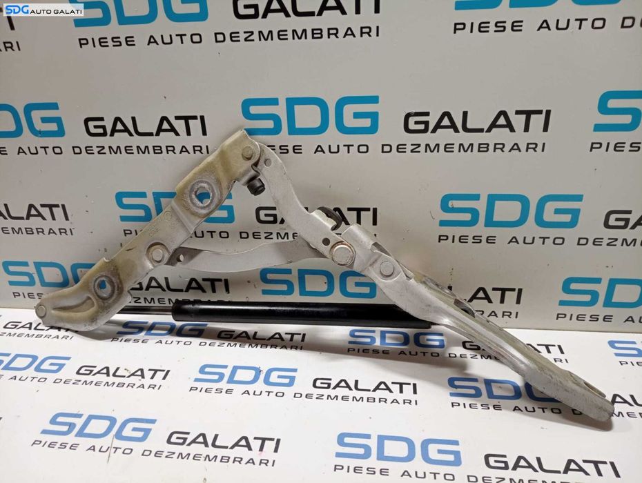 Balama Stanga Capota Portbagaj Spate BMW Seria 3 E90 E91 320 2004 - 2013 Cod 7060627-05 [M4229]