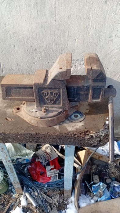 Продам тисы ииитиии