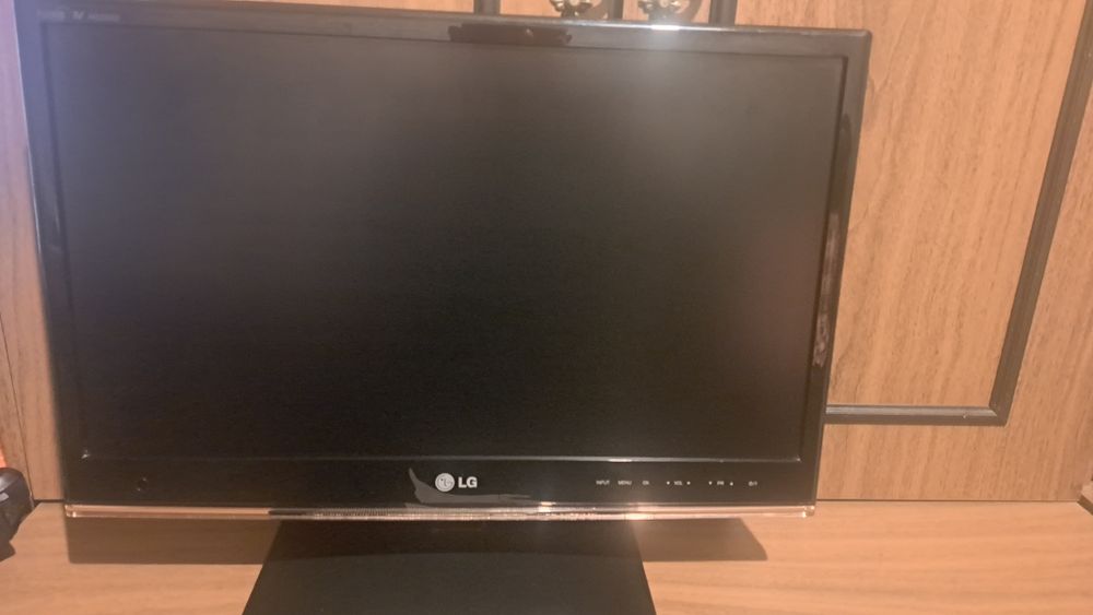 Тв+мониторLG 22"и Нео 22"