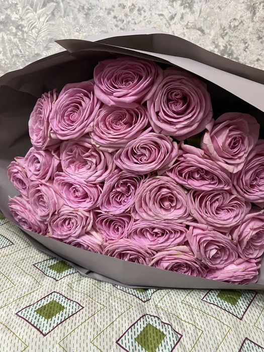 31шт розовые розы