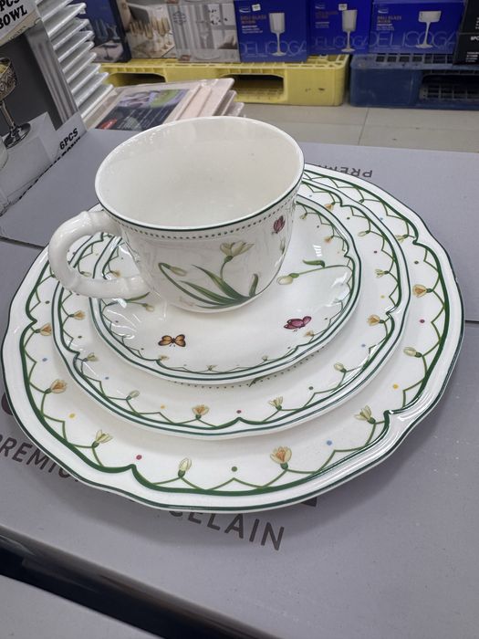 Продам новый сервиз