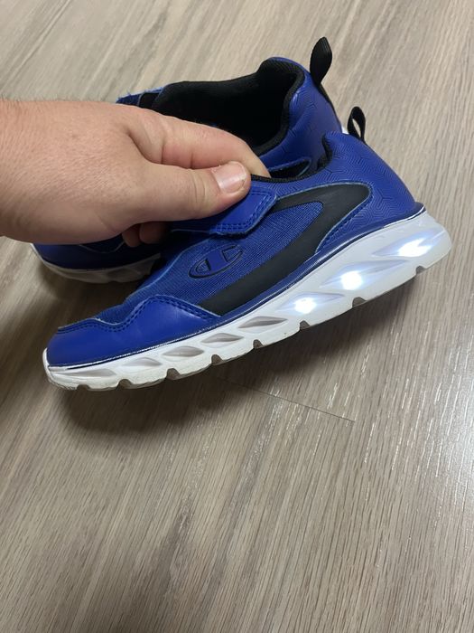 Детски маратонки Champion 32 номер.