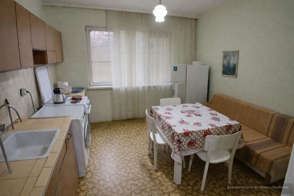 Продава се Тристаен апартамент в Пловдив, Южен - 86 кв.м за 789 €/кв.м - Снимка #2