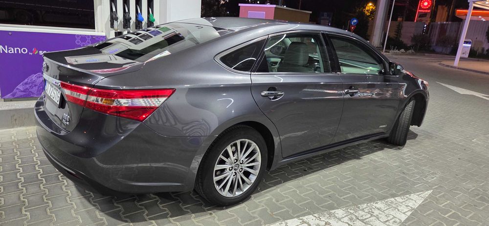 Toyota Avalon Hybrid