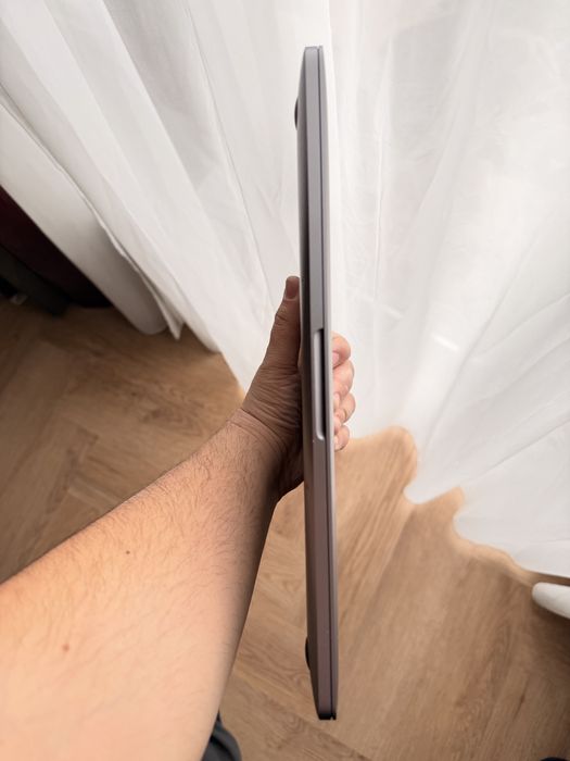 Macbook pro 13 m1 2020 / 8gb ram / 256gb ssd