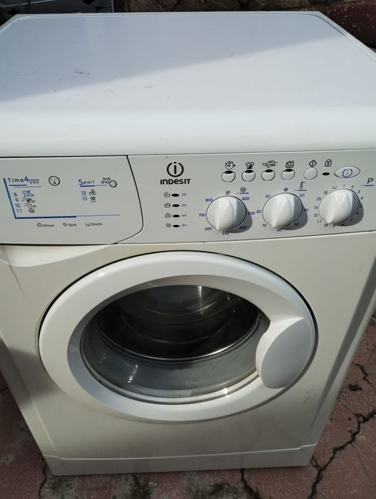 Masina automata indesit