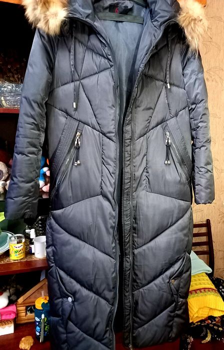 Продам пуховик 8000тенге