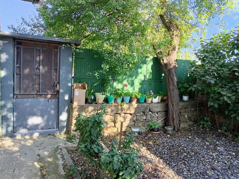 Продавам къща в село Черни Бряг, община Антоново, 64 кв.м с двор