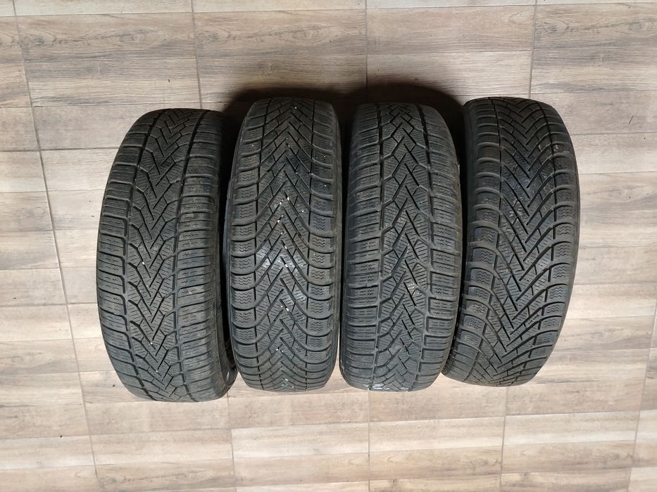 cauciucuri de iarnă 195/65/R15