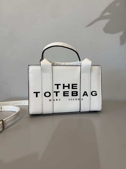 The tote bag Marc Jacobs