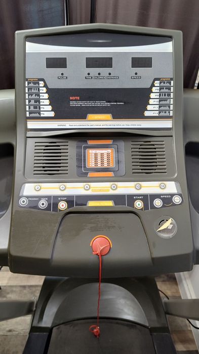 Bandă de alergat DHS