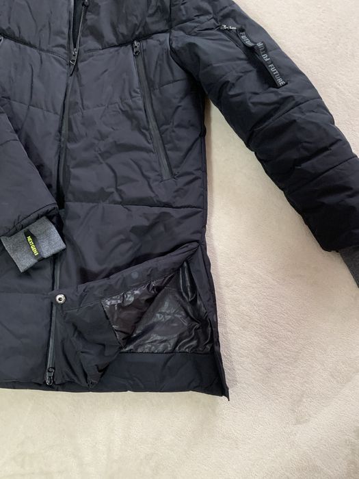 Зимняя куртка на мальчиа