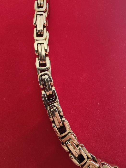 Ланец от медицинска стомана