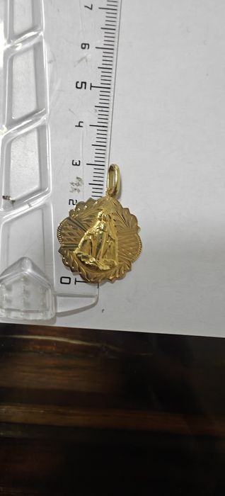 Pandantiv medalion aur 18k 2.67gr(r)