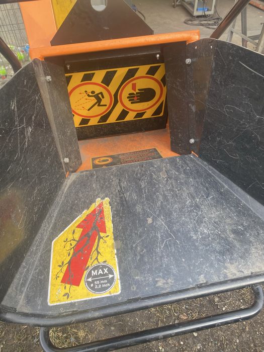 Tocator de vegetatie