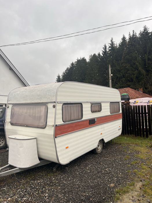 Vand rulota in stare foarte buna