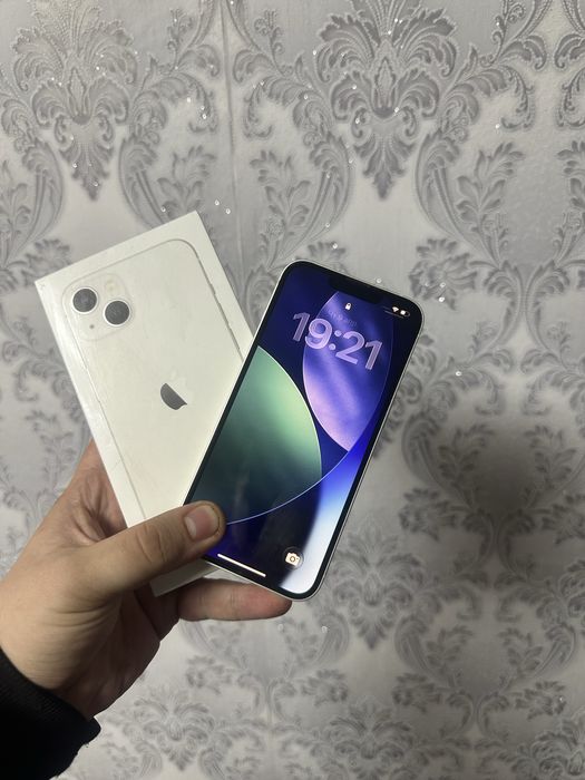 13 айфон 128 гб 84акб