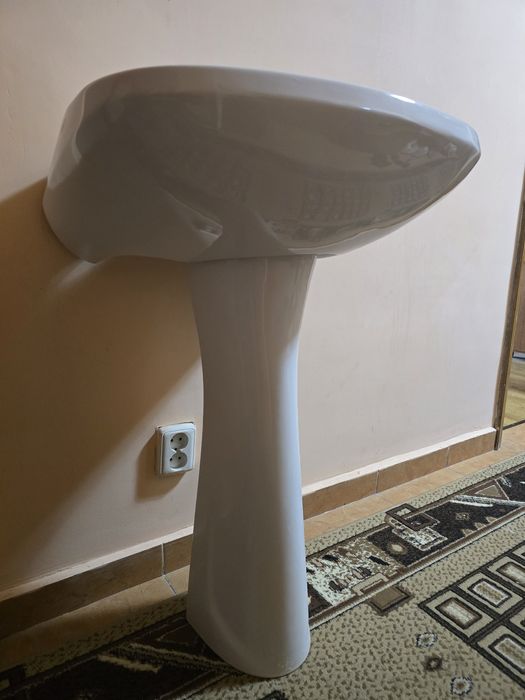 Chiuveta cu picior / Chiuveta baie