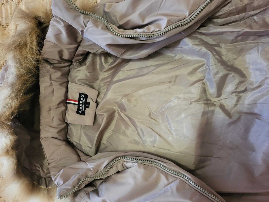 Дамско яке xs размер