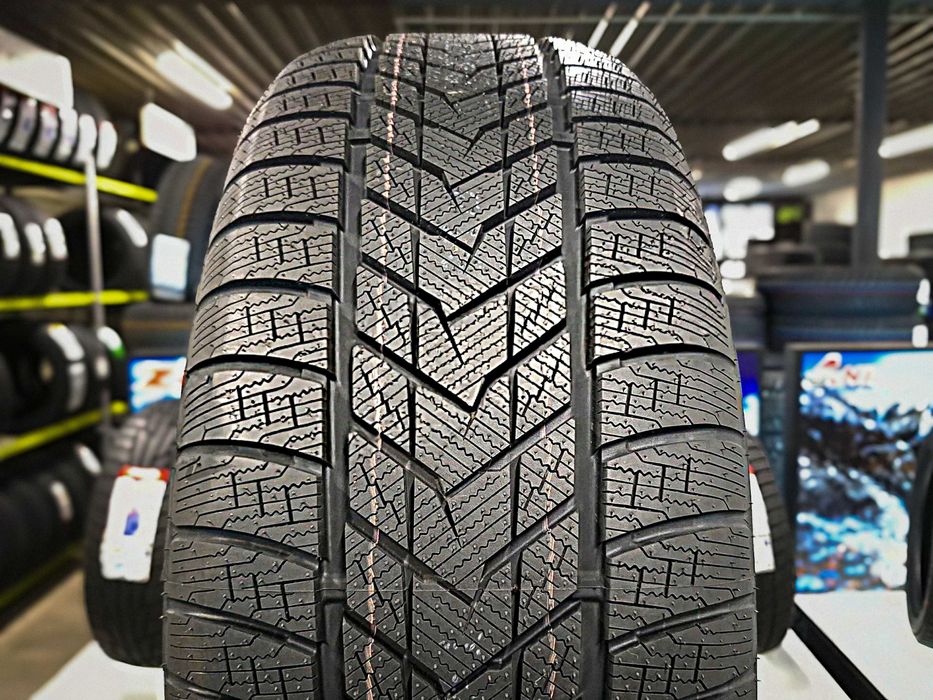 Зимен спорт пакет GRENLANDER 245/40R19 и 275/35R19 с БОРД И НОВ ДОТ 2026г 245/40/19 и 275/35/19