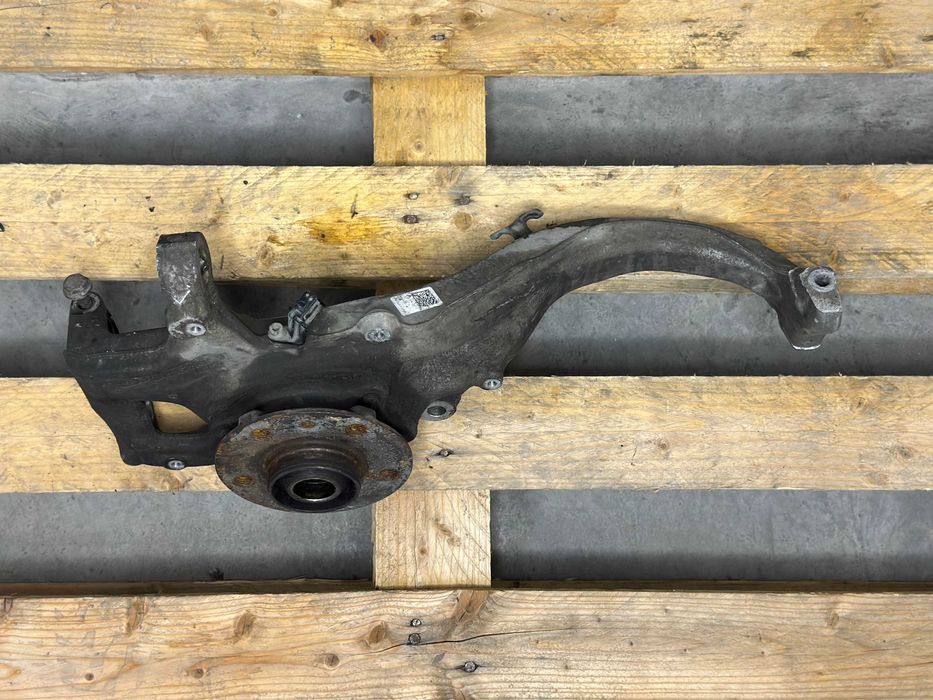 Преден ляв шенкел AUDI A6 A7 4G0407241C