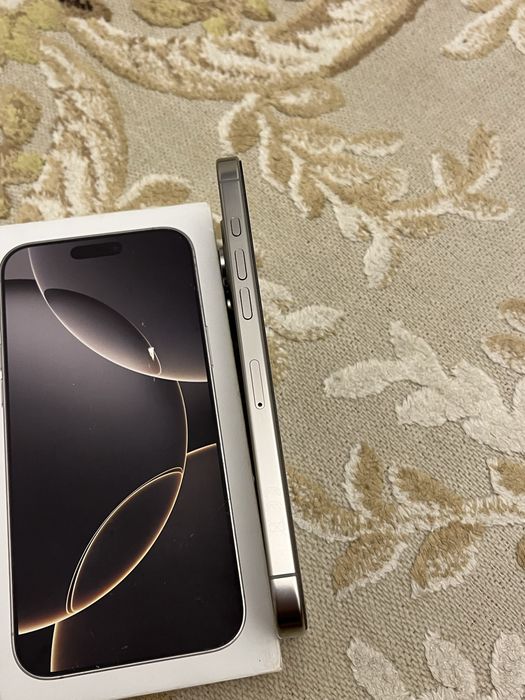 iPhone 16 pro max EAC 256gb natural titanium отличном состояние