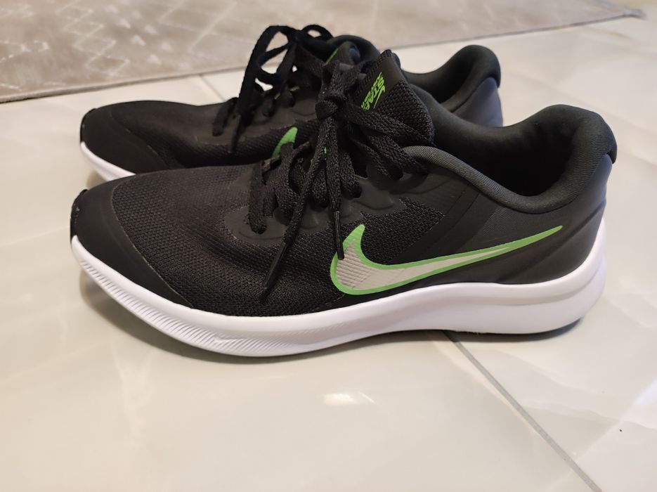 Nike маратонки ..