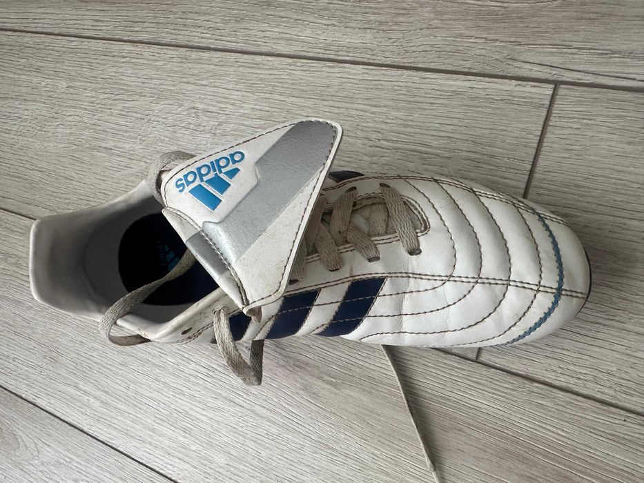 Adidas Puntero cu crampoane pentru teren iarba