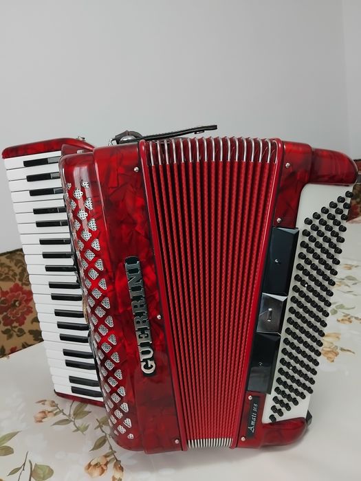 Acordeon Guerrini Amati 108