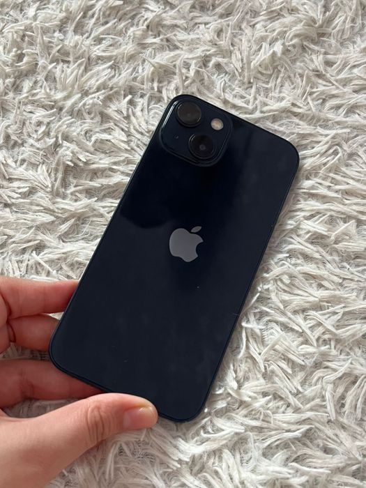 Продам айфон  13