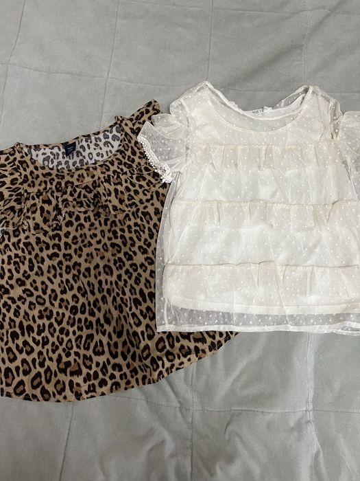 Платья, шорты, футболки.