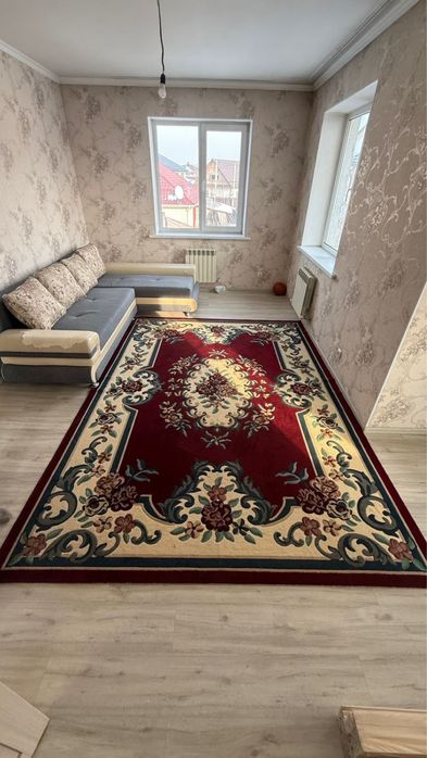 Ковер 3/4 метра в продаже