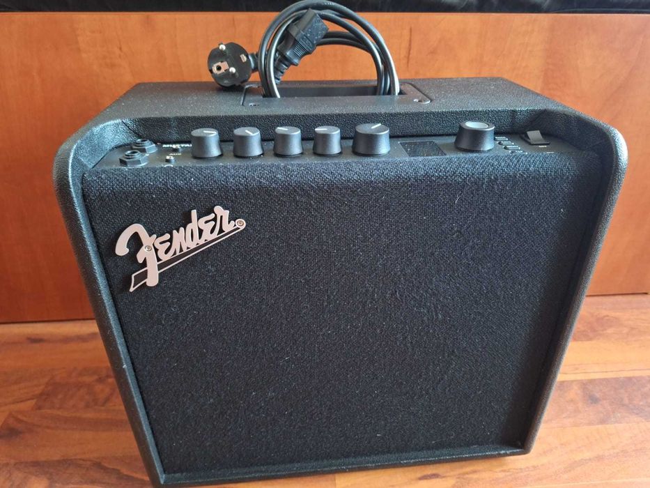 Vand amplificator chitara electrica