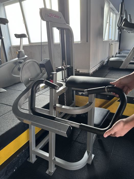 Aparat biceps scott LifeFitness