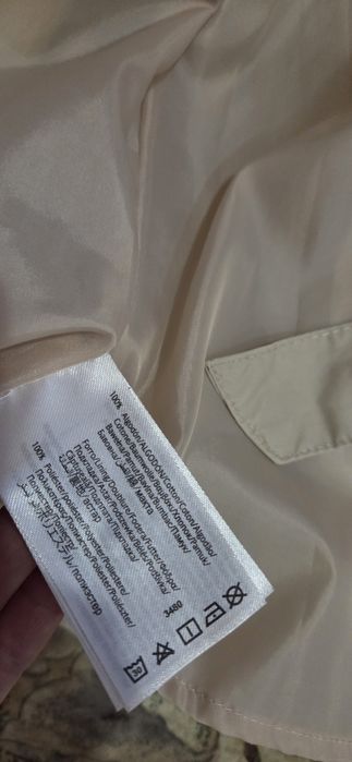 Продам детские тренч Mayoral